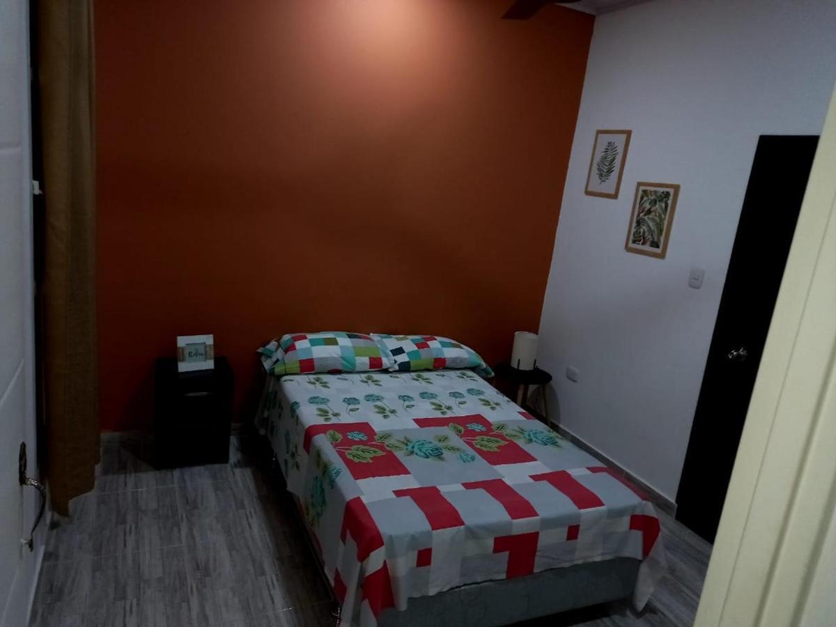 Como En Casa La Dorada Εξωτερικό φωτογραφία